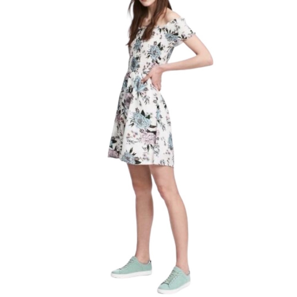 Y2K Divided Floral Smocked Dress Size 16